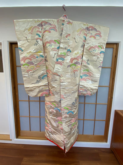 [USED]正絹 色打掛 (白地 鶴と松）kimono/K20260126